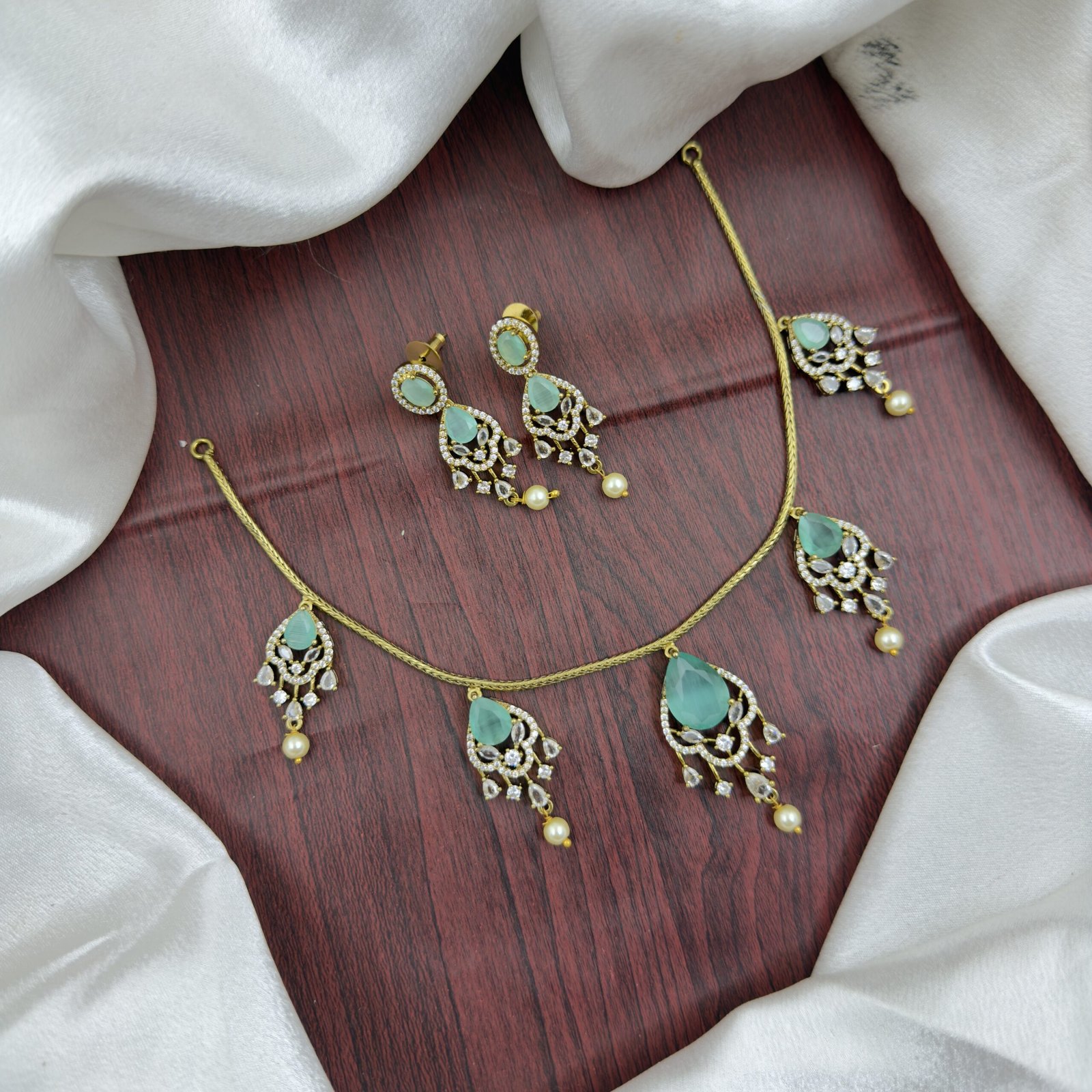 Pastel Shade Invisible - Mint Green